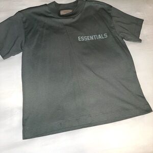 Essentials women’s Tshirt size L